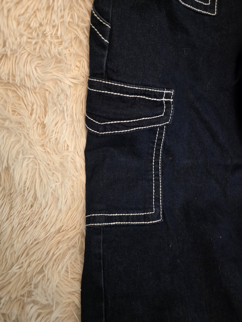 Almost Famous Dark Navy Wide Leg Cargo with White Contrast Stitching Pants - Picture 5 of 8